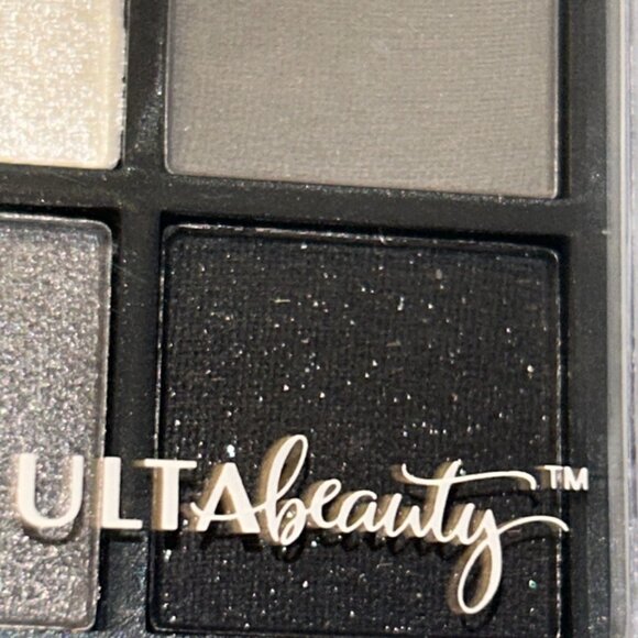 Ulta Beauty Eye Shadow quad shimmer White, Grey, Black & Matt Grey 0.1 oz - Picture 5 of 7